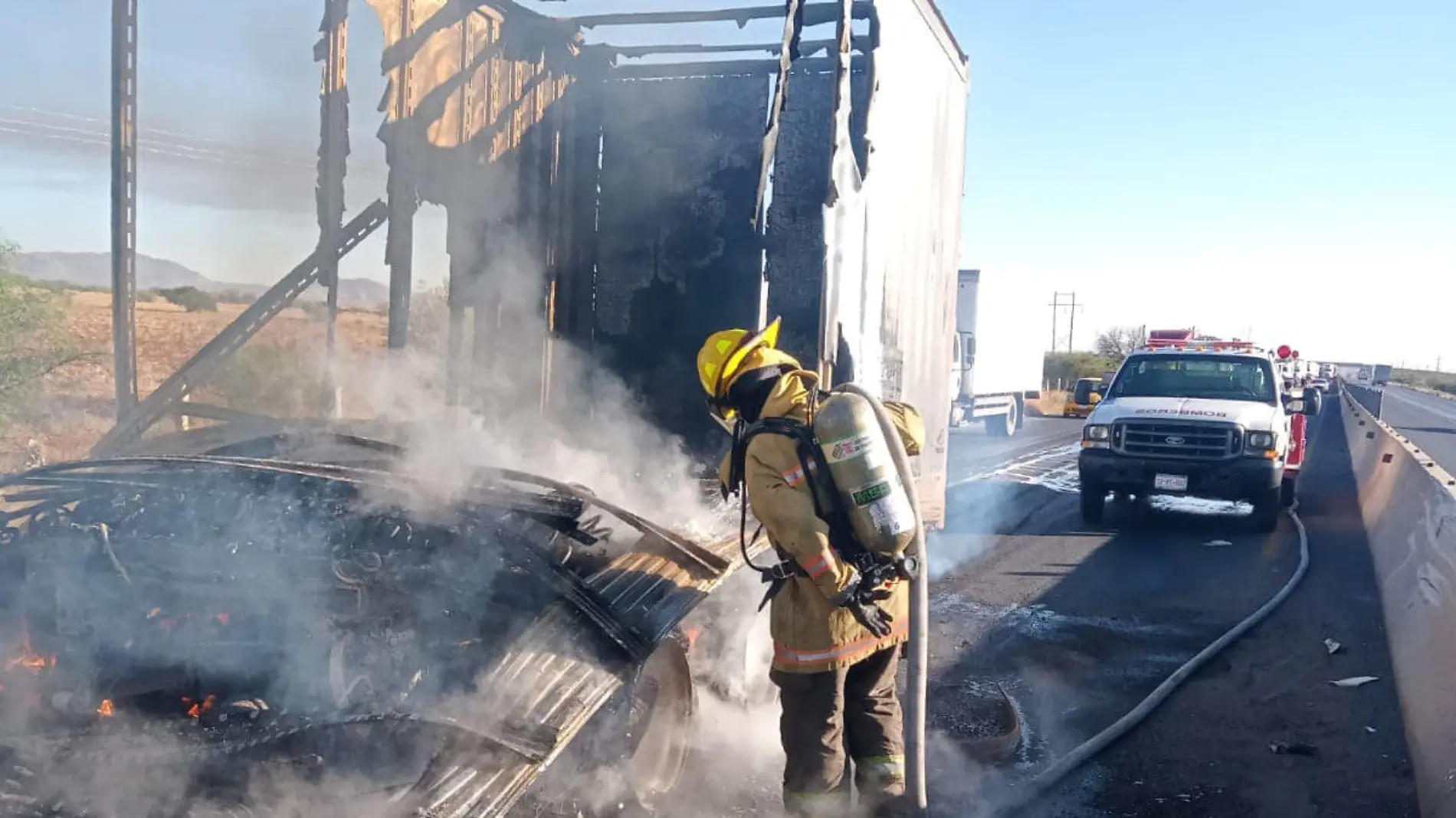 Tráiler  incendiado